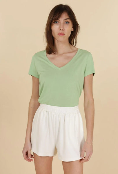 Daphnea T-Shirt